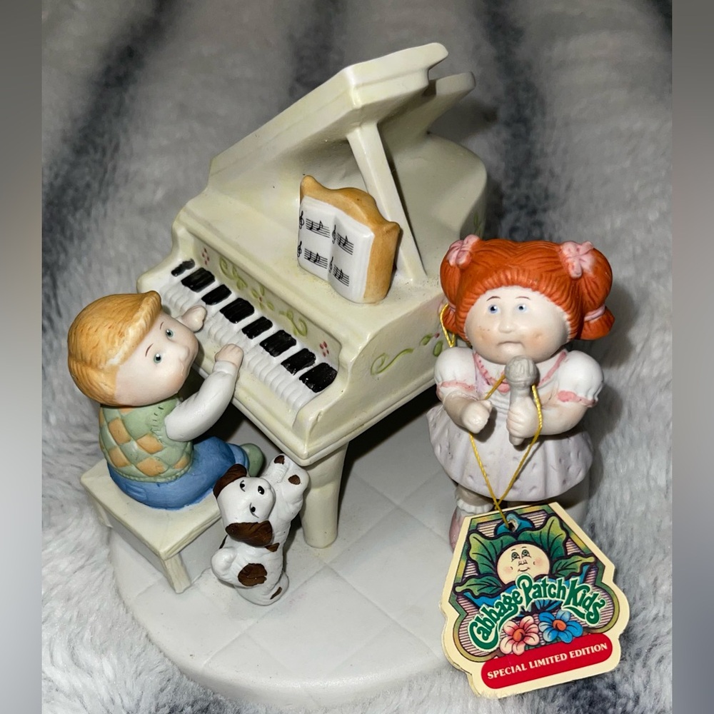 Vintage Cabbage Patch Kids Fine Porcelain Collectibles # 5066 The Entertainers